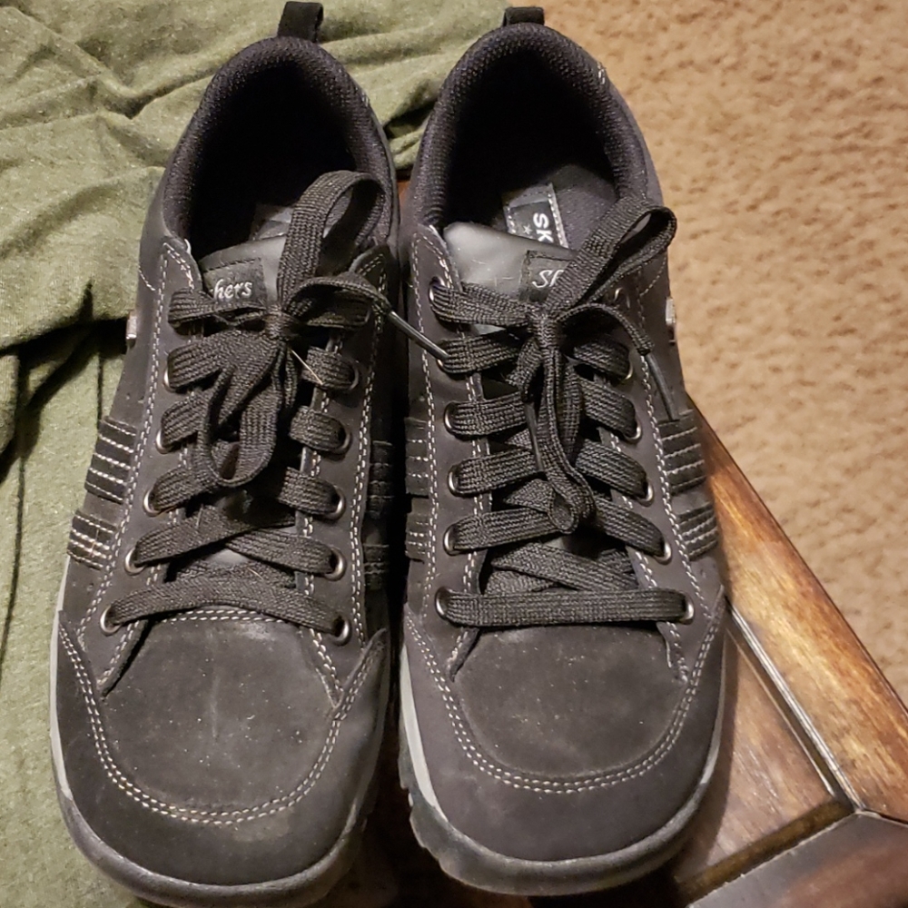 Skechers barely used sneakers